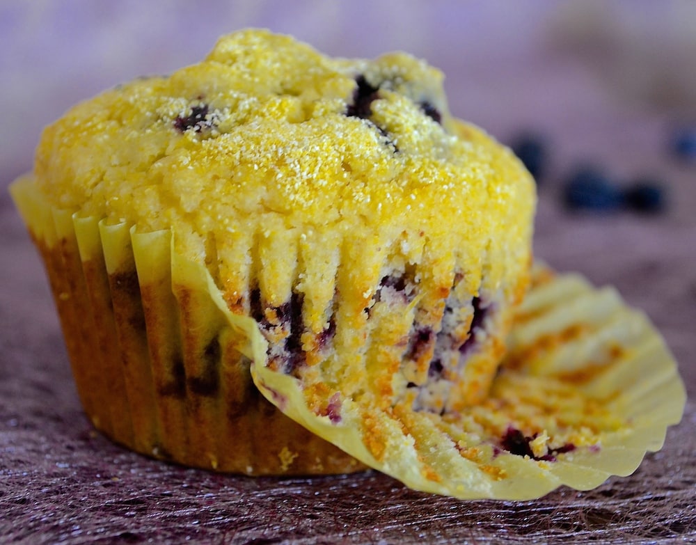 These light & fluffy lemon & blueberry cornmeal muffins are absolutely bursting with lemon flavour & stuffed full of plump blueberries. 