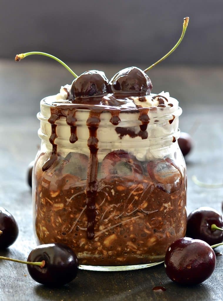 Who wouldn't want to wake up to these Black Forest Overnight Oats? Seriously the best oatmeal I have ever tasted. Just like a Black Forest Gateau but in a healthier breakfast form. Any other breakfast will be a disappointment after this jar of utter gorgeousness......