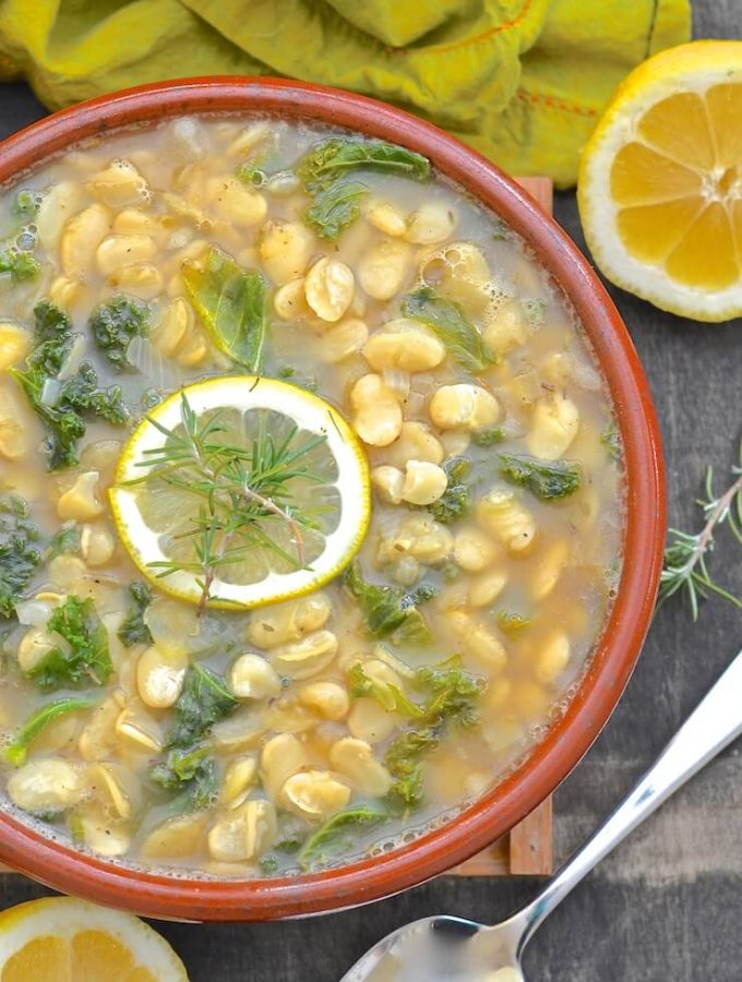 A simple, light & summery white bean stew made with everyday ingredients. Full of fresh lemony, garlicky flavour & ready in under 30 minutes!