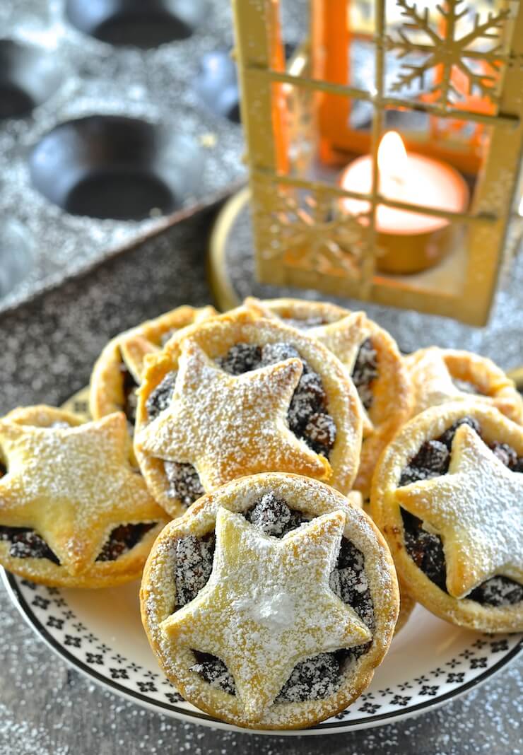 These homemade Vegan Mince Pies hold the very essence of Christmas in their delicious pastry crusts! Nothing can beat one warm from the oven with a glass of mulled wine!