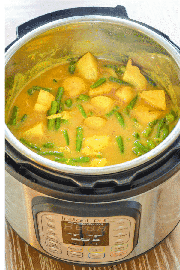 Vegan Instant Pot Potato Curry! Super quick, easy, nutritious & delicious, plus it's really budget friendly!