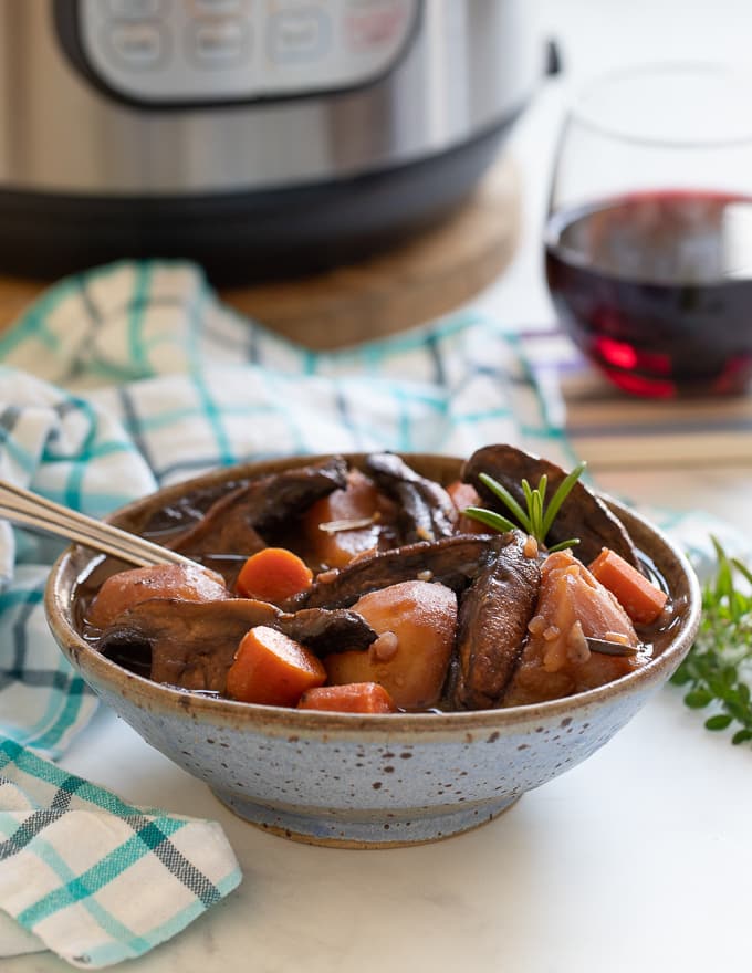 Portobello Pot Roast (Vegetarian!) - Gimme Some Oven