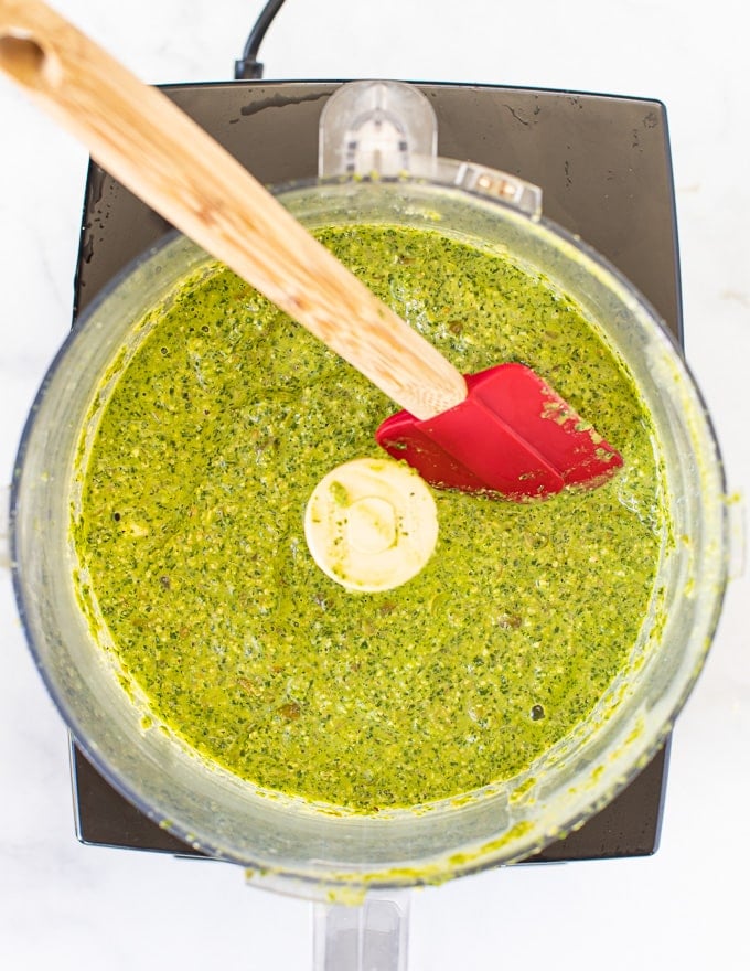 Green sauce in a blender