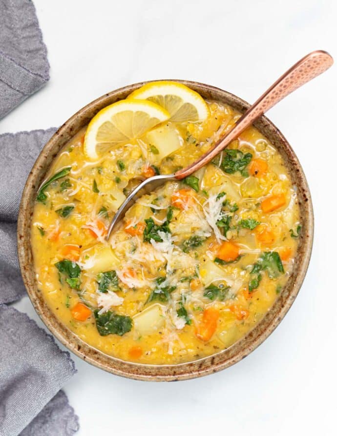 A quick and easy, thick and hearty, Red Lentil Soup with Lemon. It’s fragrant, super yum, healthy, nourishing, simple and versatile!