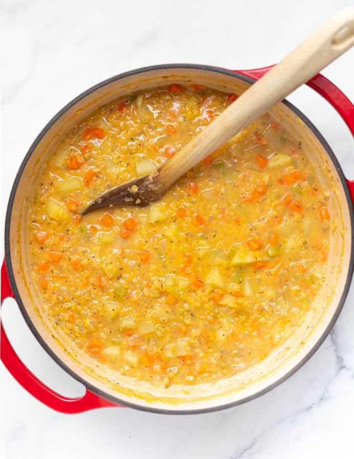 Cooked lentil soup in a pan 