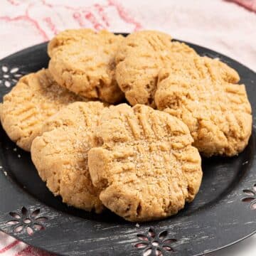 a plate of vegan peanut butter cookies