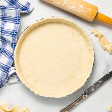 an uncooked pie crust