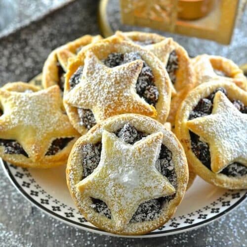 vegan mince pies piled on a plate