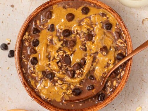 Chocolate Peanut Butter Overnight Oats (Vegan) - Whole Food Bellies