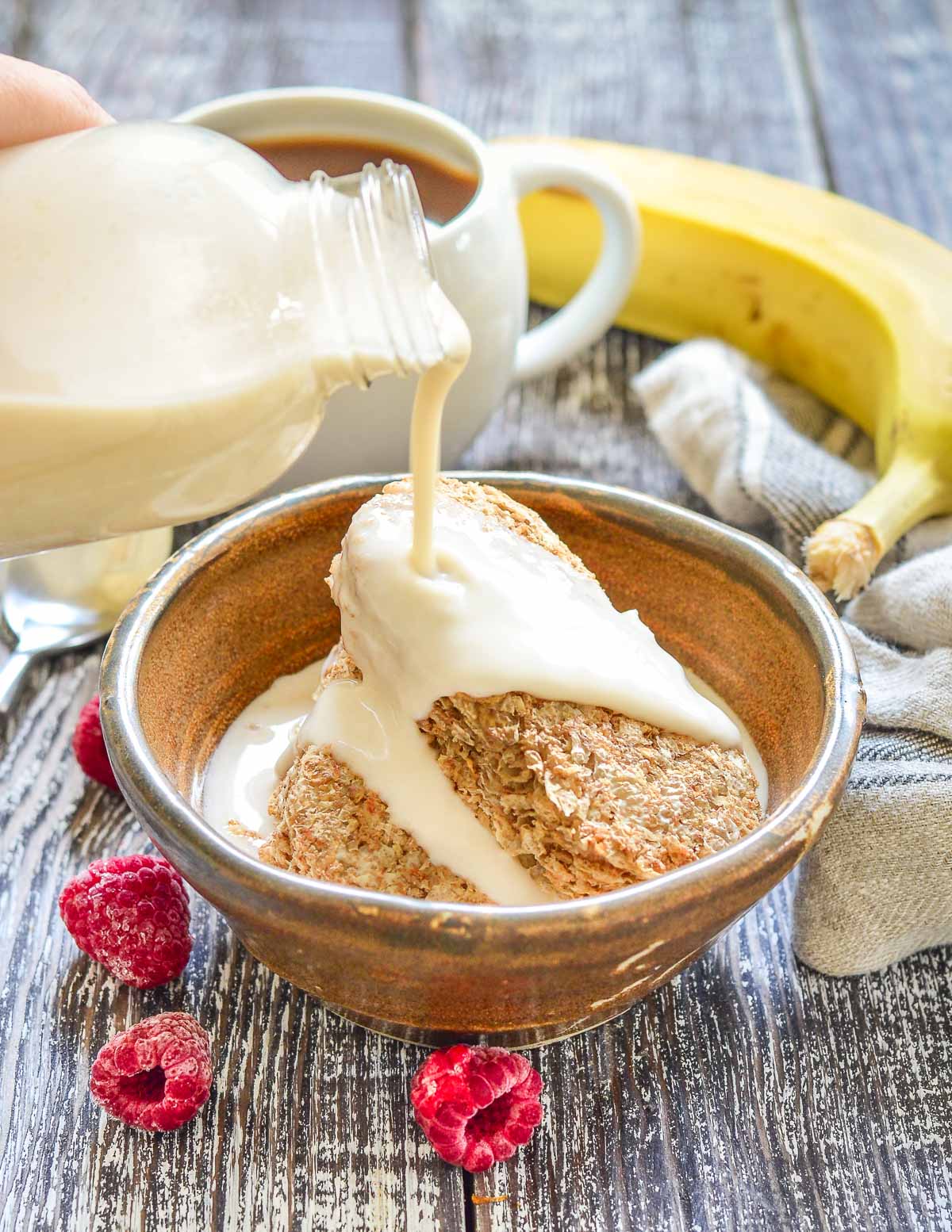 https://avirtualvegan.com/wp-content/uploads/2022/06/Oat-Milk-Recipe-A-Virtual-Vegan-2.jpg