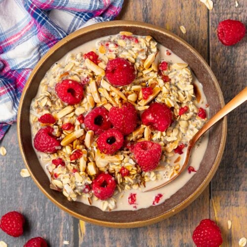 raspberry overnight oats