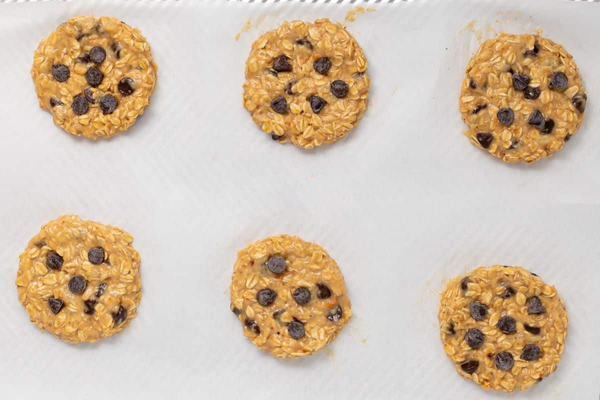 uncooked cookies on a tray
