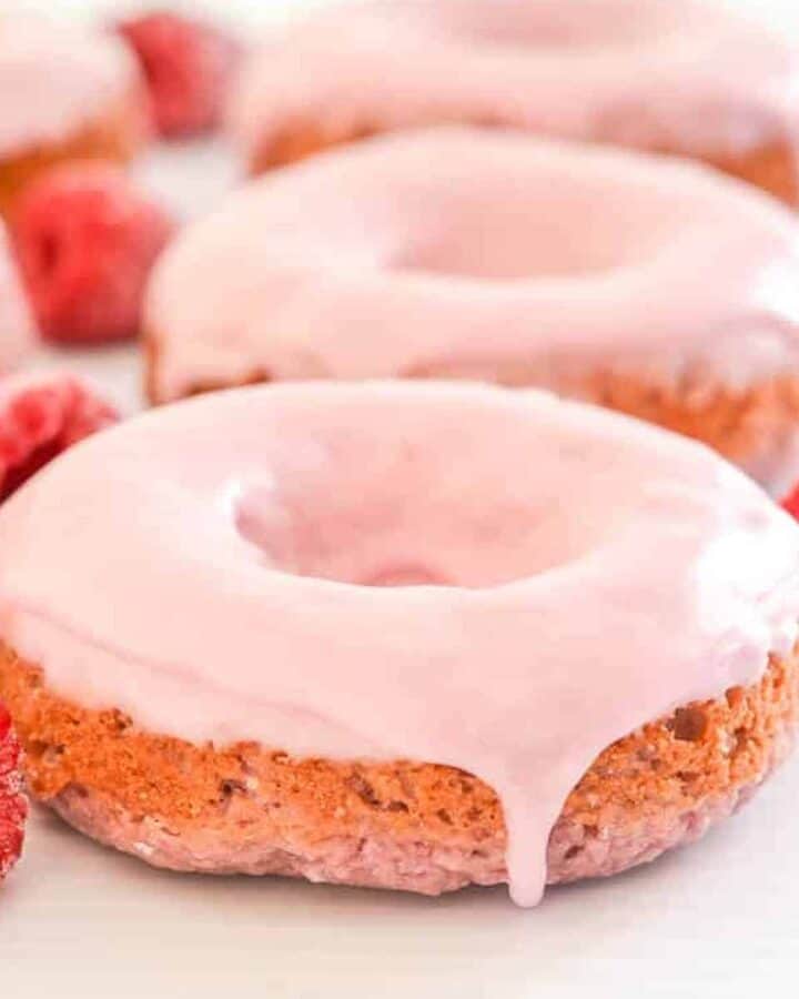vegan raspberry donuts