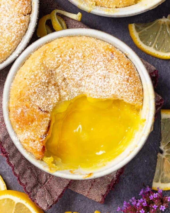 self-saucing lemon pudding