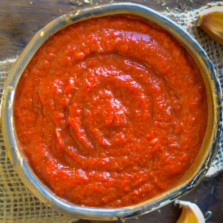 Easy Vegan Pizza Sauce - A Virtual Vegan