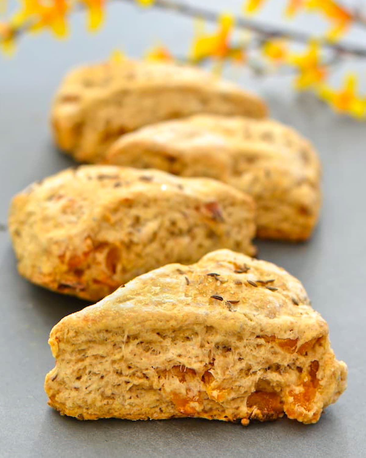 vegan apricot scones