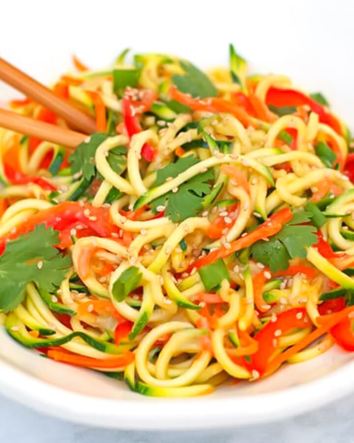 a bowl of vegan miso zucchini noodles