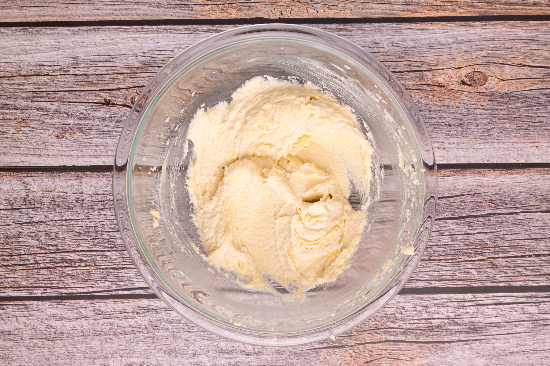 beaten butter and sugar in a mixing bowl