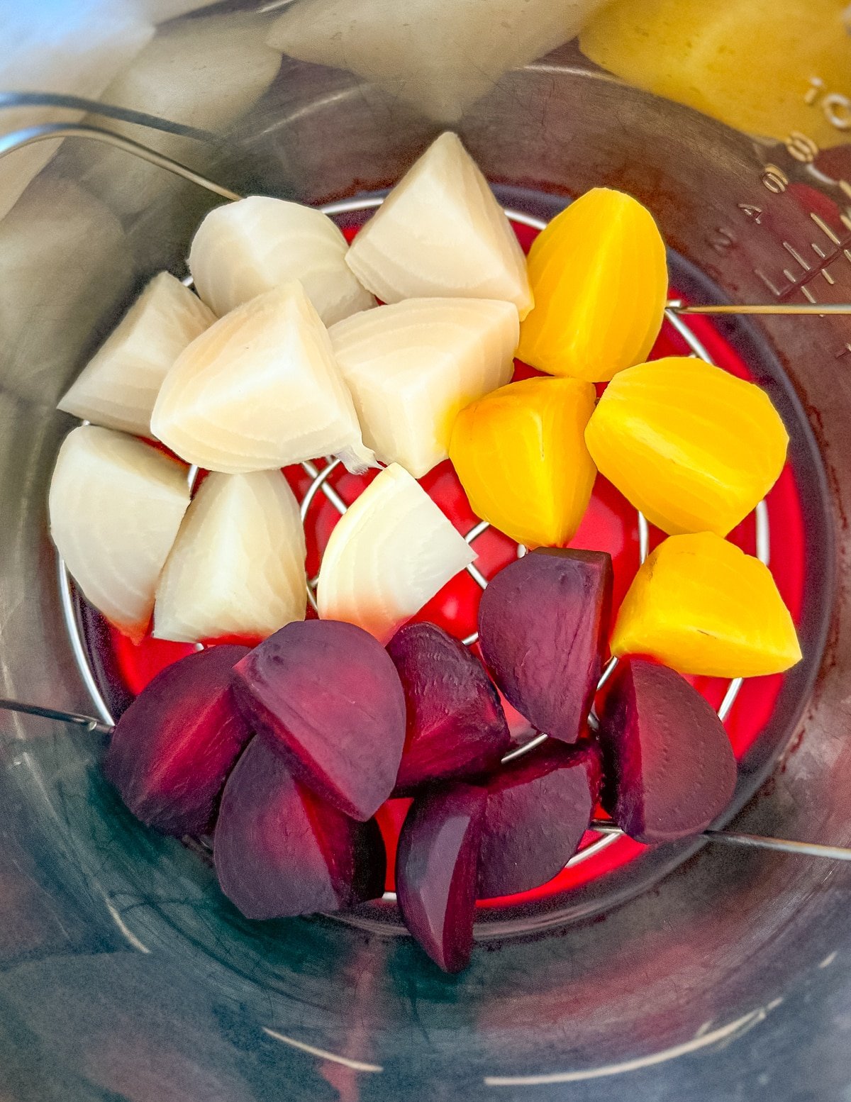  cooked beets in an Instant Pot