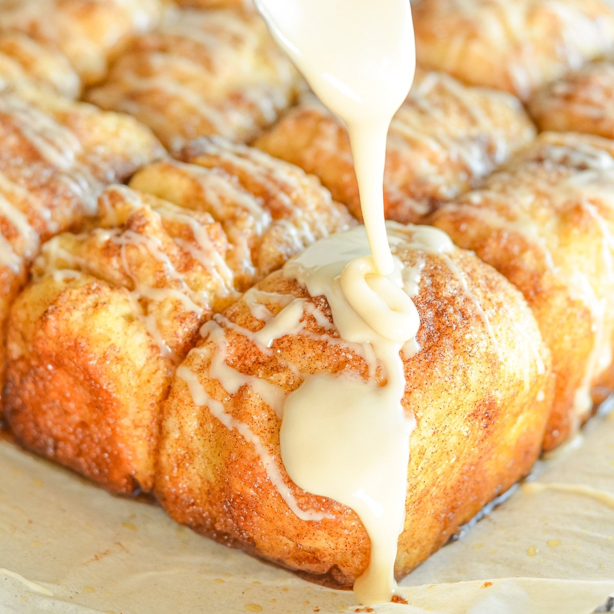 no knead cinnamon pull apart bread