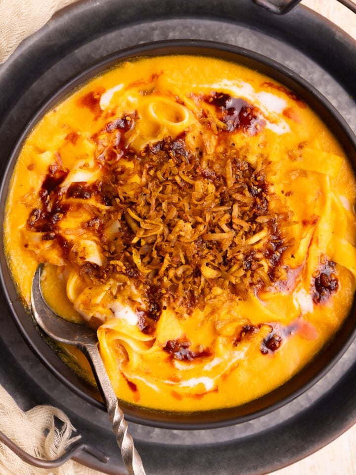 carrot soup with noodles & shredded tofu