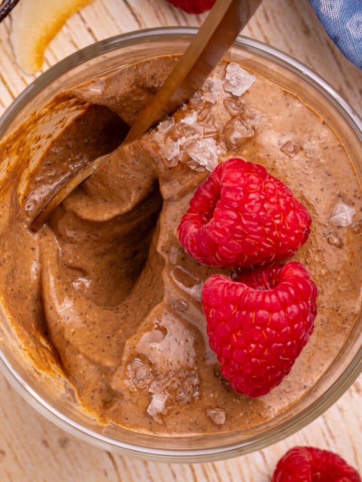 blended chocolate chia pudding